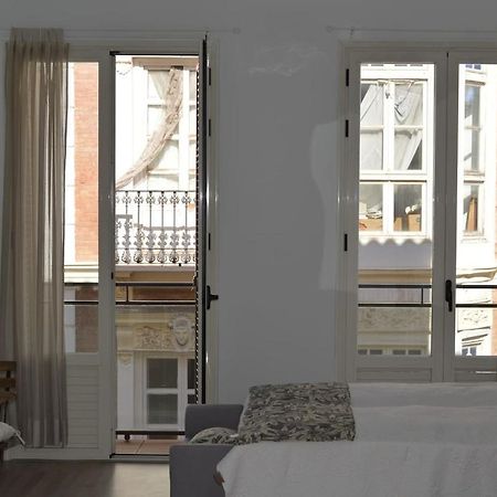 מאלגה Modern Studio Flat Close To Plaza Merced מראה חיצוני תמונה